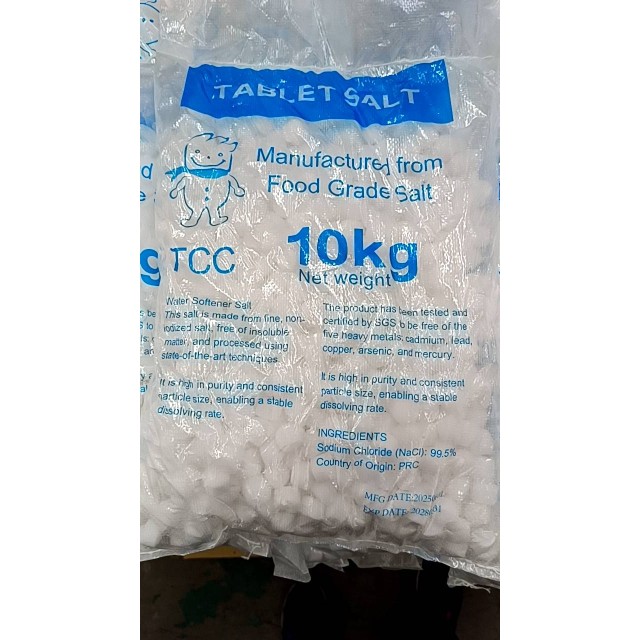 【小江淨水設備】(請看內容)一律免運費， 3包送一公斤鹽錠一包     9包送1公斤鹽錠2包 多件優惠可以私聊。食品級鹽錠通過SGS FDA認證精緻鹽樹脂濾心10公斤裝
