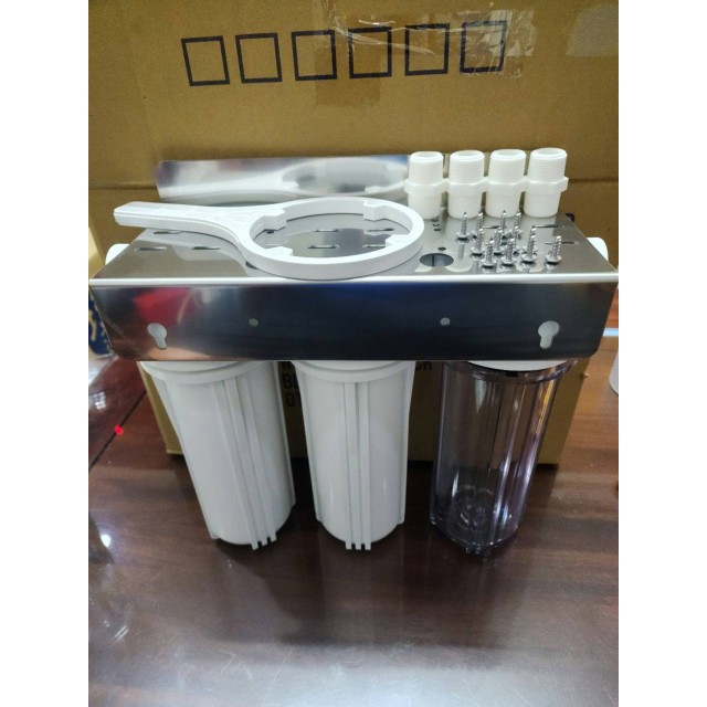【小江淨水設備】三胞胎烤漆吊片、不鏽鋼吊片,六分牙入水。 【小江淨水設備】三胞胎烤漆吊片、不鏽鋼吊片,六分牙入水。