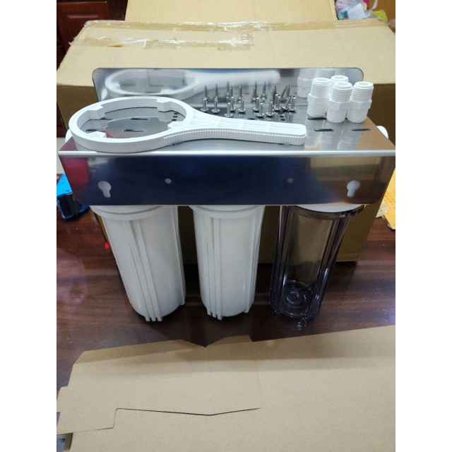 【小江淨水設備】三胞胎烤漆吊片、不鏽鋼吊片,四分牙入水。 【小江淨水設備】三胞胎烤漆吊片、不鏽鋼吊片,四分牙入水。