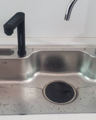【小江淨水設備】宮黛雙溫GD-600溫熱廚下型飲水機，搭配微電腦RO 400G烤漆腳架直出機（100%台灣零件組裝）