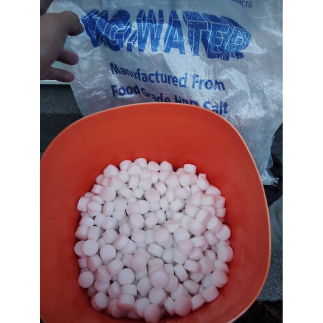 【小江淨水設備】 V.G.WATER鹽錠免運 9包等於一包才145元3包只送1公斤鹽錠一包 15包送10公斤鹽錠一包 軟化水鹽錠