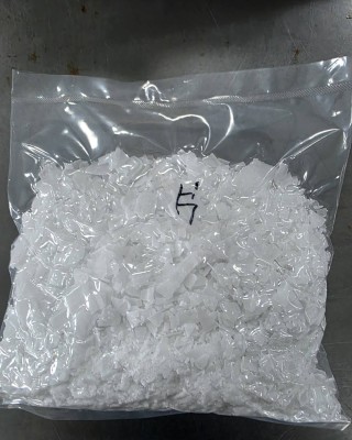 【小江淨水設備】氫氧化鈉.片鹼.鹼片-片狀-1公斤  1包 超商都是限重9公斤   請勿超重